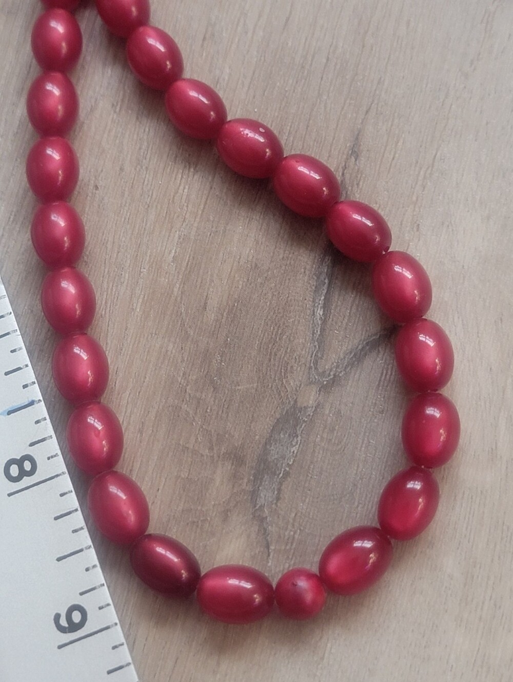 Vintage Cherry Red Lucite Oval Bead Necklace Barrel Clasp
